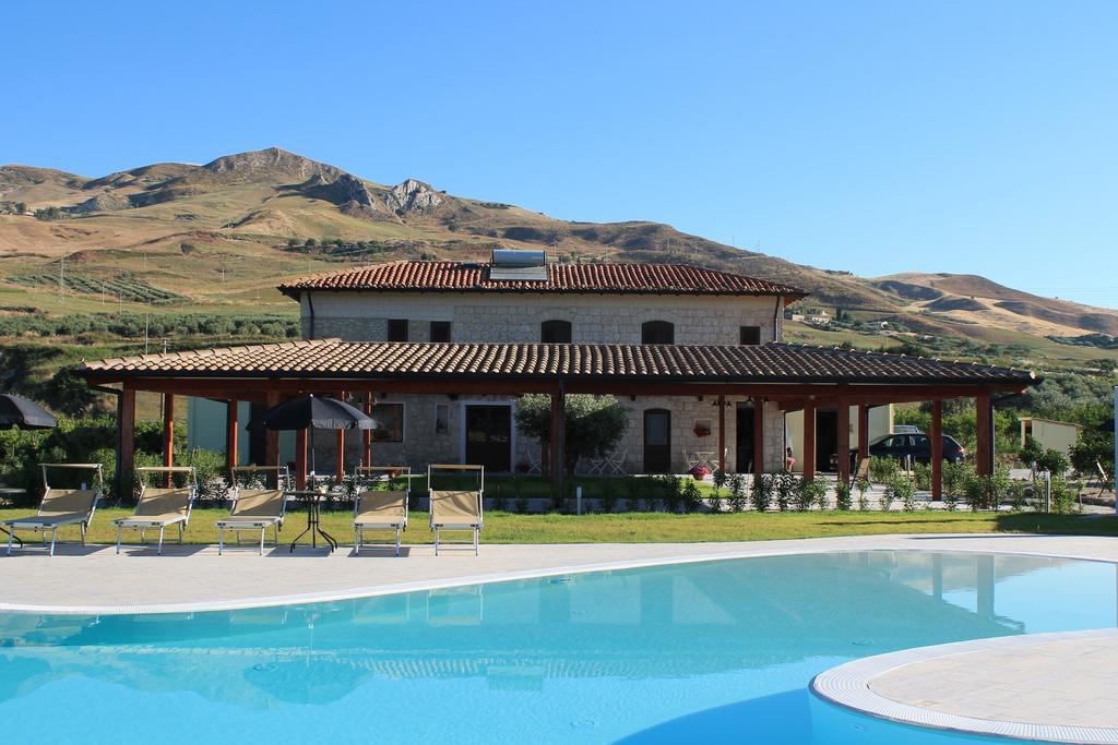 Tenuta Lanza Il Mulino Acquaviva Platani Zewnętrze zdjęcie