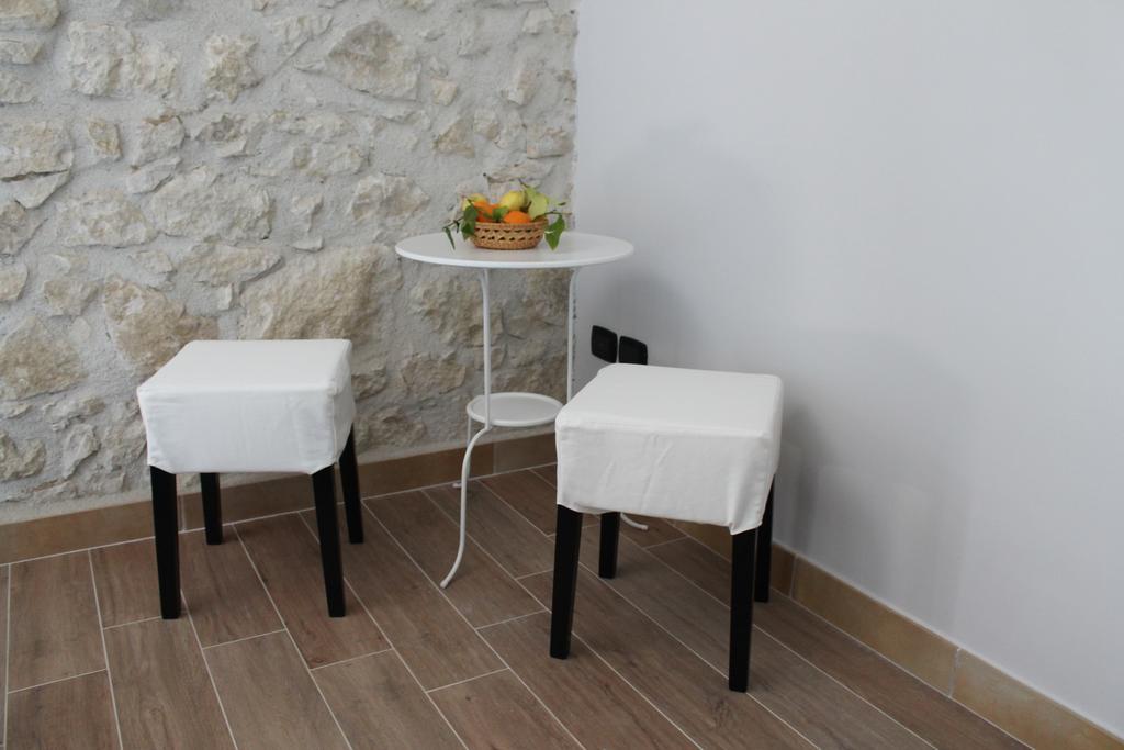 Tenuta Lanza Il Mulino Acquaviva Platani Zewnętrze zdjęcie