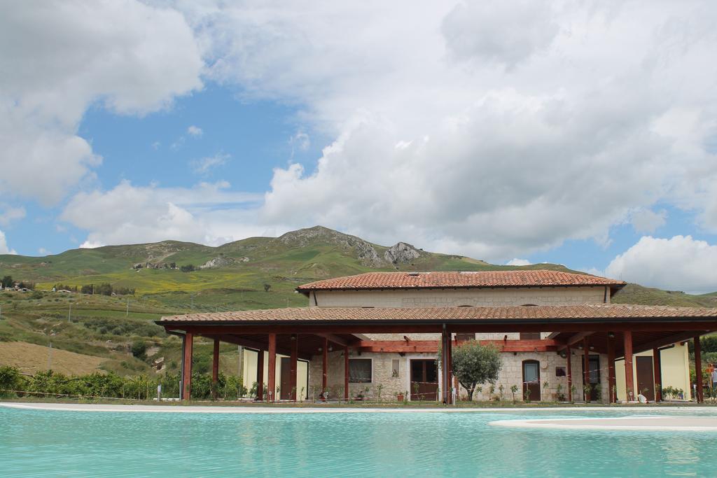 Tenuta Lanza Il Mulino Acquaviva Platani Zewnętrze zdjęcie