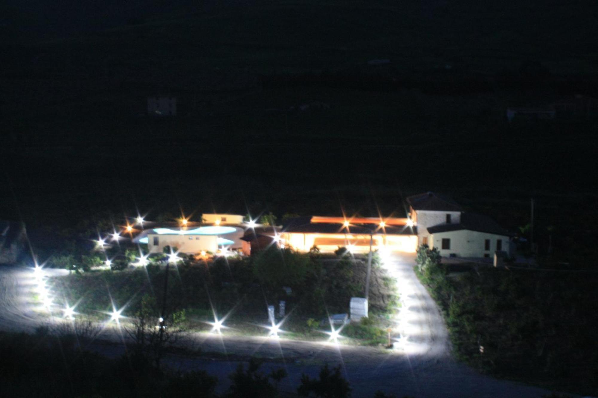 Tenuta Lanza Il Mulino Acquaviva Platani Zewnętrze zdjęcie